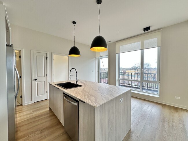 Foto del edificio - 3207 N Narragansett Ave