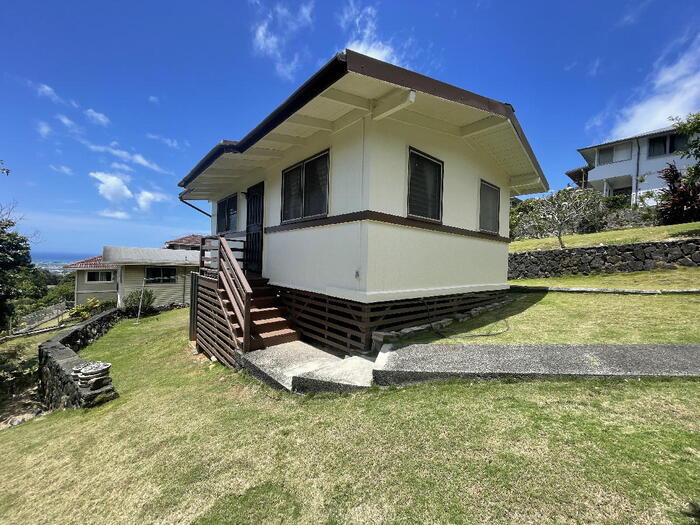 Foto principal - 1647-B Alewa Drive Honolulu, HI 96817