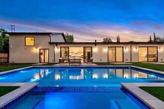 Building Photo - 4801 Abbeyville Ave