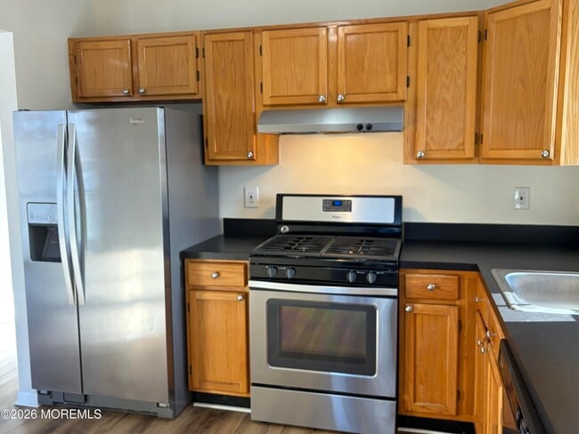 Building Photo - 231 Atlantic St