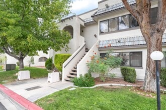 Building Photo - 1418 Santa Margarita St Building Photo - 1418 Santa Margarita St