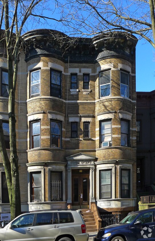Building Photo - 516 12th St