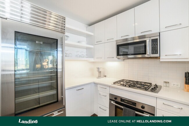 Foto del edificio - 301 E 47th St
