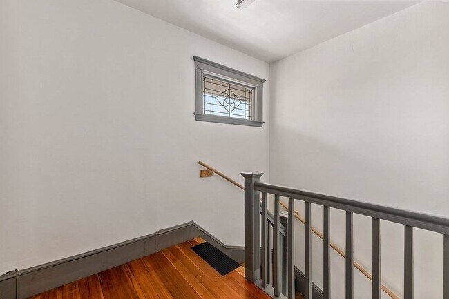 Building Photo - 2085 Centre St