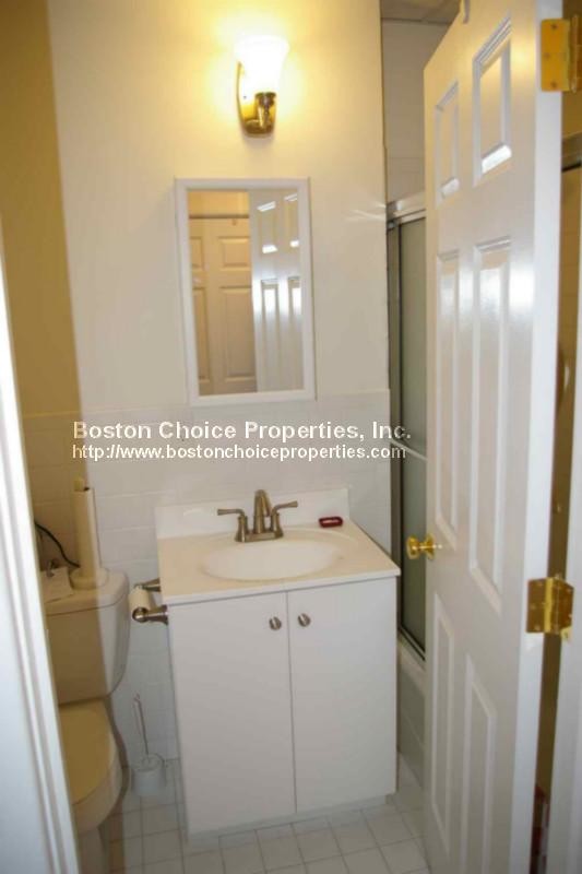 Foto del edificio - 483 Beacon St
