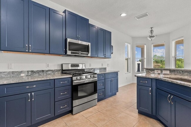 Building Photo - 12808 Hampton Hill Dr