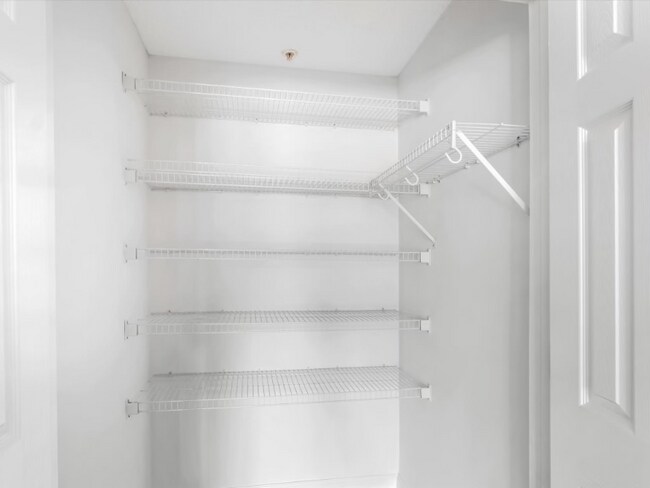 Foto del edificio - 234 Mill Pond Dr