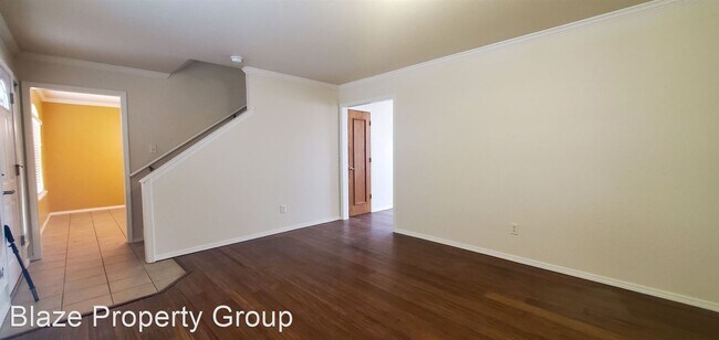 Building Photo - 3 br, 2 bath House - 5810 Notre Dame