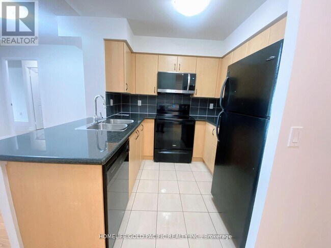 Photo du bâtiment - 4968 Yonge St