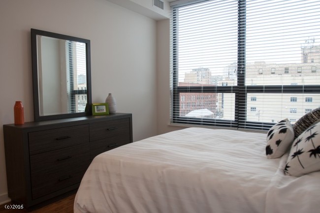Foto del edificio - 710 N Wells St