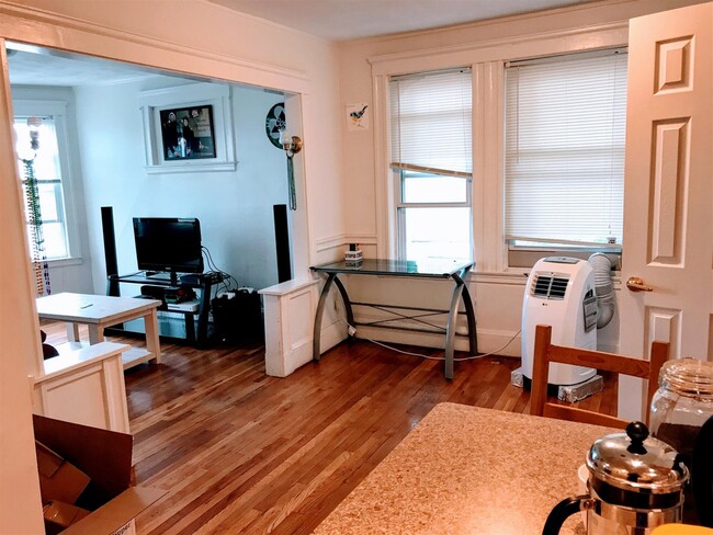 Foto del edificio - 223 Summer St