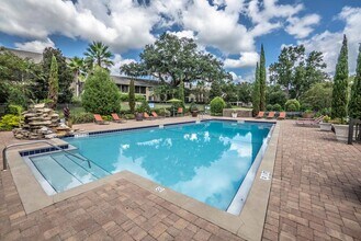 Building Photo - Tally Square Apartments