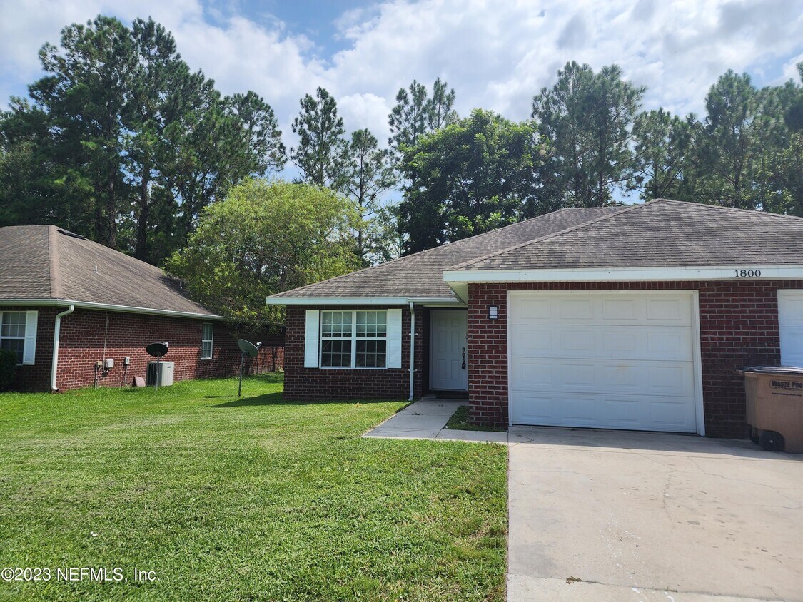 Foto principal - 1800 SW Grandview St