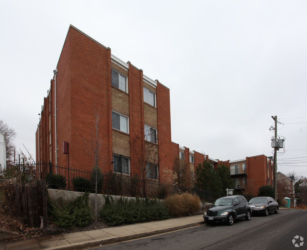 Suitland Height Apartments - 5210-5212 E St SE