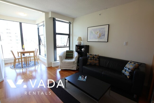 Building Photo - The Park 1 Bedroom Apartment For Rent 1405...