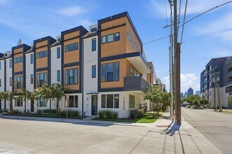 Building Photo - 1525 Pecos St