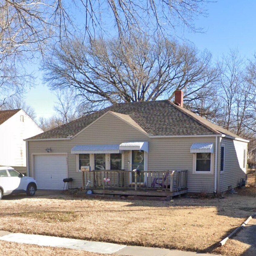 1652 S Spruce St, Wichita, KS 67211 House Rental in Wichita, KS