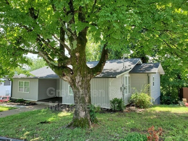 Foto del edificio - 214 Vreeland St