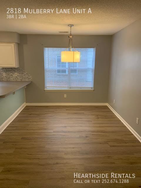 Foto del edificio - 2818 Mulberry Ln