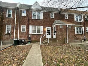 Building Photo - 511 Pfeiffer St