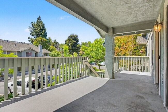 Foto del edificio - 4995 Conway Terrace