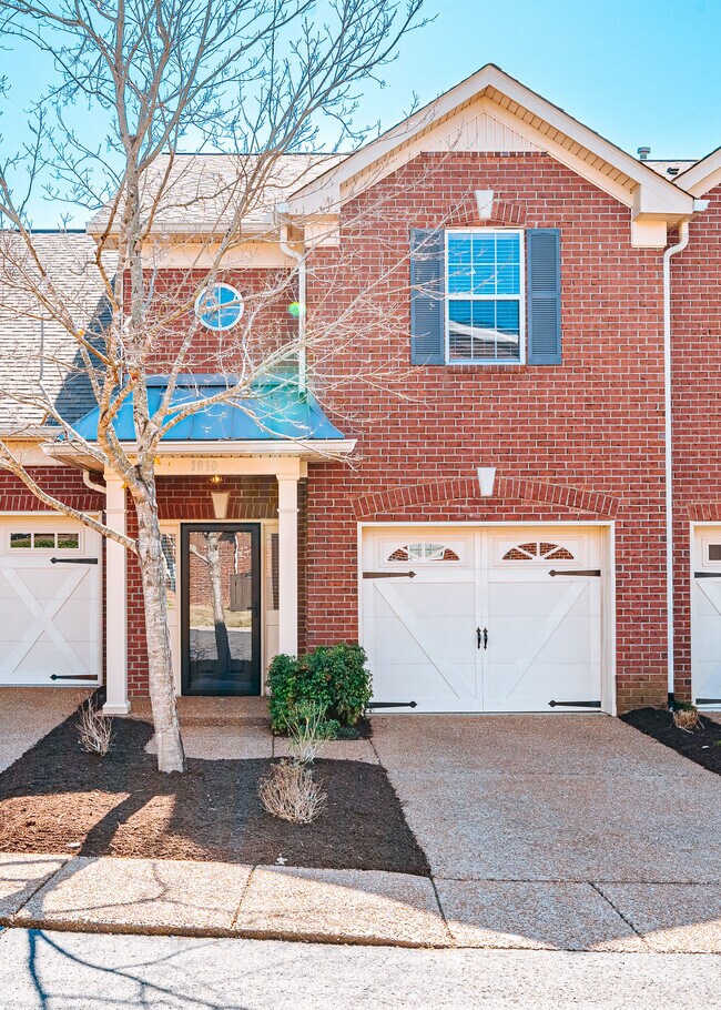 Building Photo - 1810 Brentwood Pointe