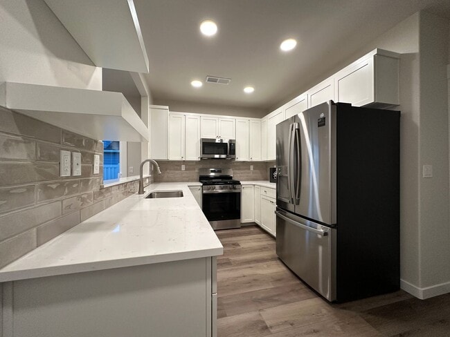 Building Photo - 3bed, 2bath 1,201sq.ft. 2car garage home in Shadow Glen Subdivision - Caldwell