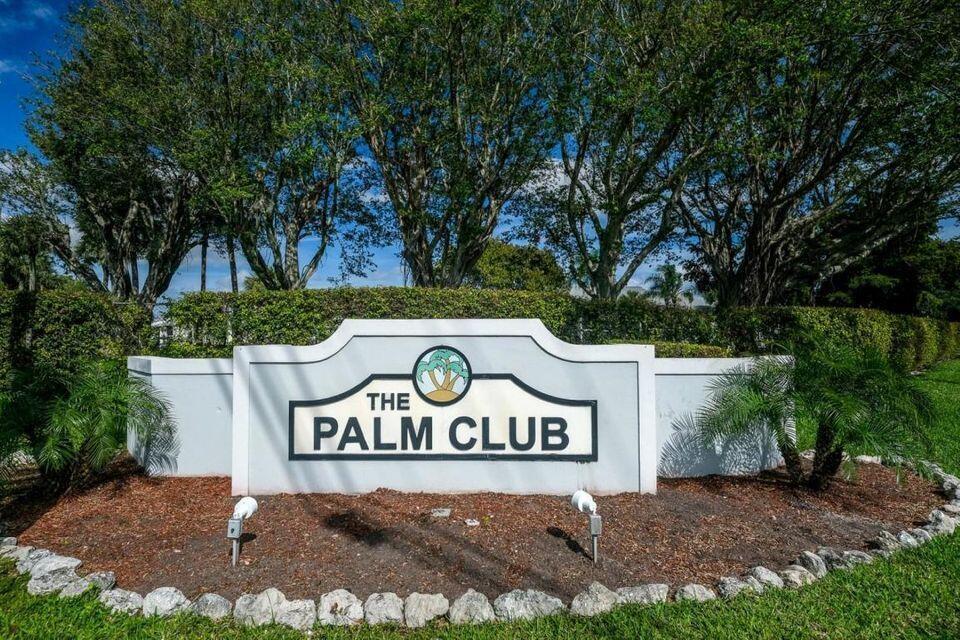 Primary Photo - 1112 Green Pine Blvd