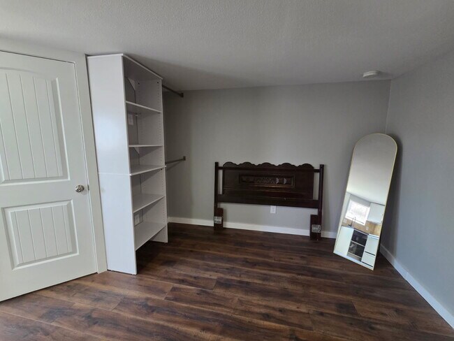 Building Photo - 1120 Rigsby Ave