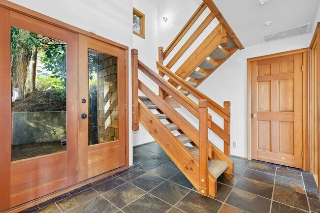 Foto del edificio - 2Bd/1.75Ba Mercer Island House