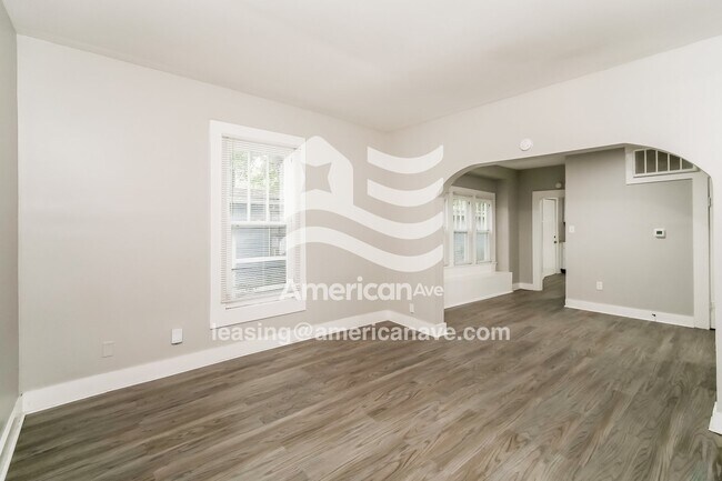 Foto del edificio - 3618 N Hawthorne Ln