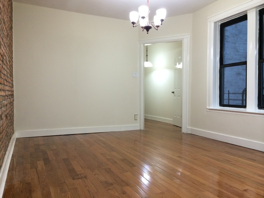 Dining room - 1166 Pacific St