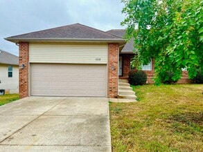 Building Photo - 1018 N 25th St