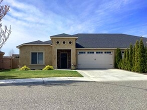Building Photo - 2817 Tuscanna Dr