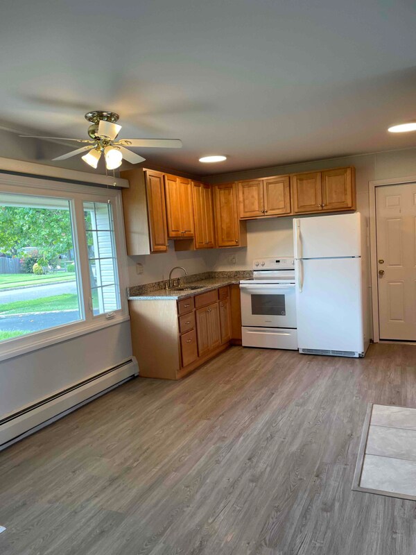 Building Photo - 58 Daffodil Ln