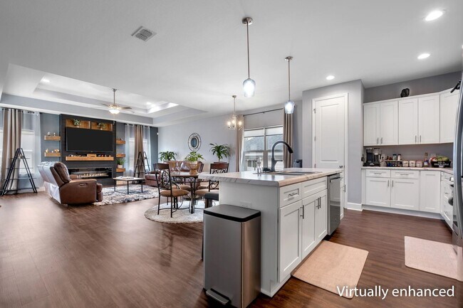 Foto del edificio - 4354 Bottle Brush Ln