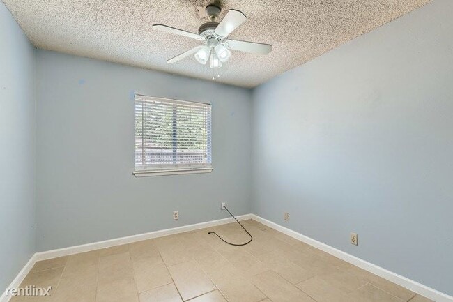 Building Photo - 3 br, 2 bath House - 14035 Floral Ridge Drive