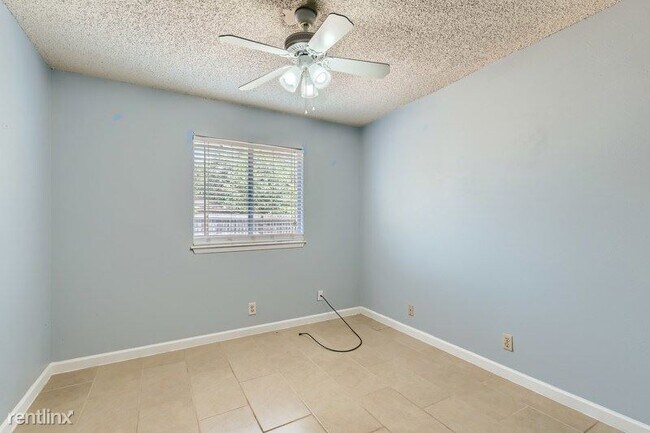 Foto del edificio - 3 br, 2 bath House - 14035 Floral Ridge Drive