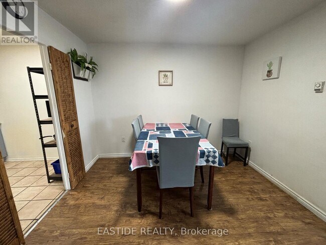 Building Photo - 100-1100 Mornelle Ct