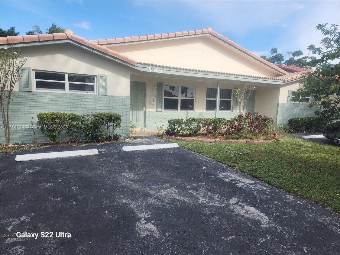 Primary Photo - 11081 NW 39th St