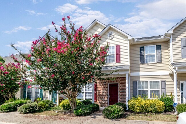 Building Photo - 8321 Glenwood Springs Ct