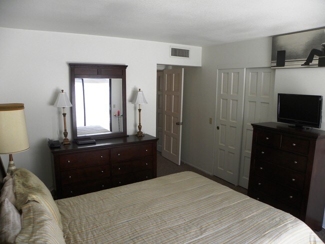 Foto del edificio - 69525 Huerta Ct