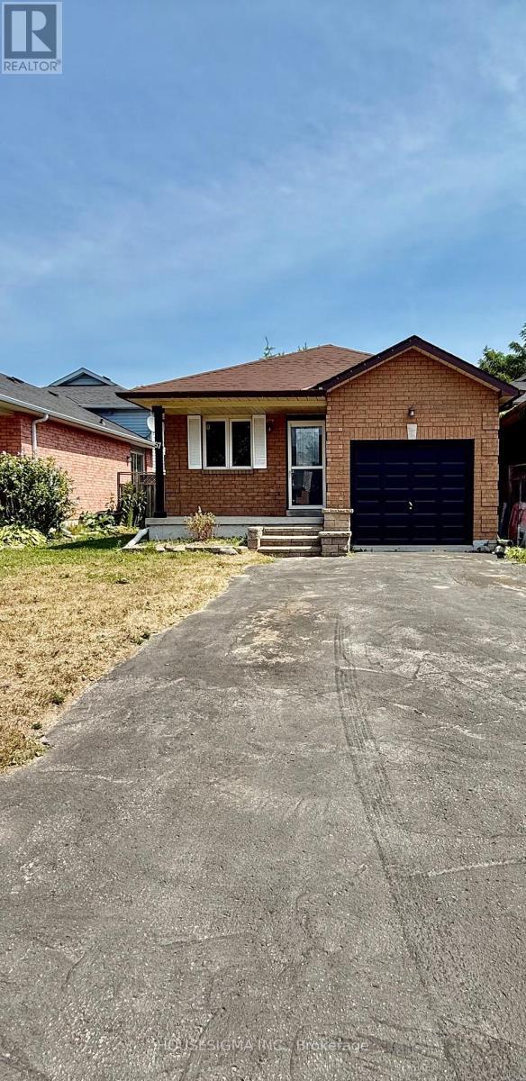 Building Photo - 57 Bushford St