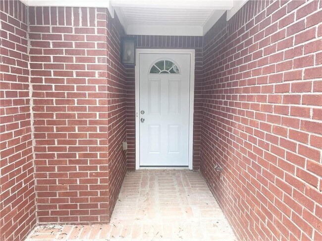 Foto del edificio - 2715 Sterling Creek Pointe