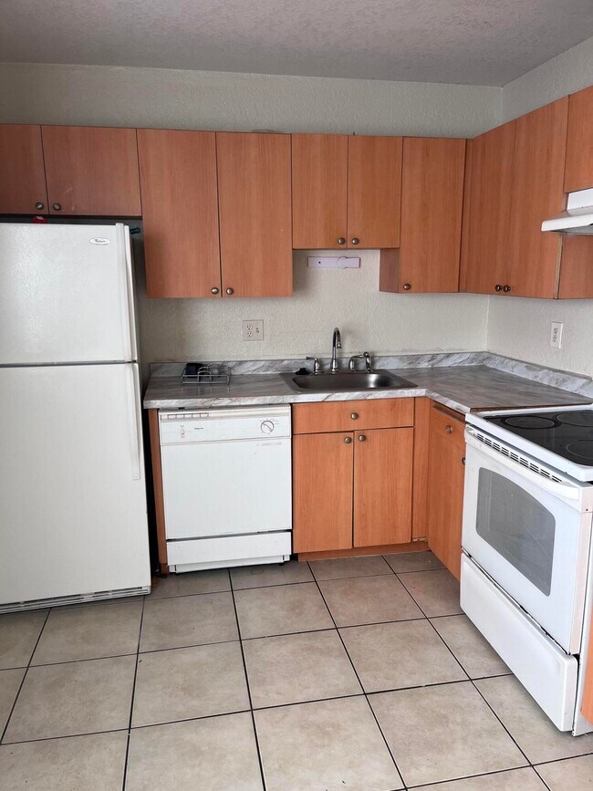 Foto del edificio - 801 NW 46th Ave