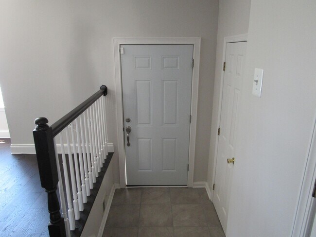 Building Photo - 15088 Jarrell Pl