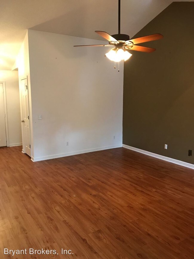 Building Photo - 3 br, 2 bath House - 1 Telfair
