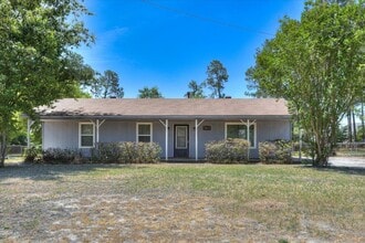 Building Photo - 3823 Fairington Dr