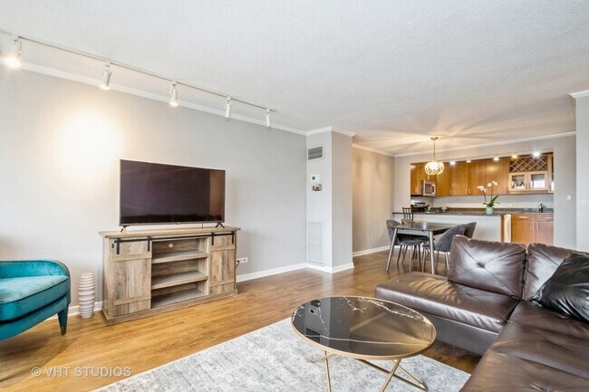 Foto del edificio - 1415 N Dearborn Street Unit 26D