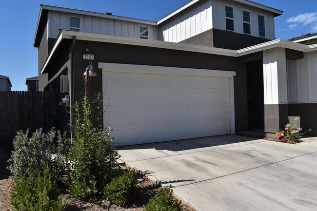 Foto del edificio - 2382 Explorador Dr